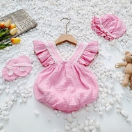 Body xô muslin hồng baby thiết kế cổ V viền ren hạt siêu xinh xắn Min Boutique.Đầm váy bé gái sơ sin