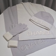 Chanel灰白雙面款 圍巾/毛帽/手套 三件組