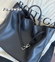 有單 Bottega Veneta Large Andiamo 黑銀絲質 牛皮手袋 手提袋 低調奢華質感 BV 型格 有收據