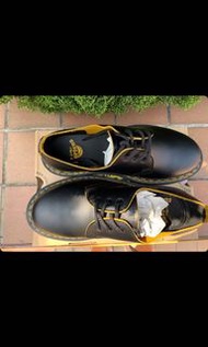 Dr. martens