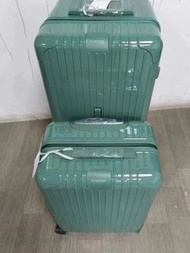 rimowa cabin size 21" hand carry essential trunk plus size 33"