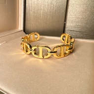 Cd Bracelet Beautiful And Stylish.