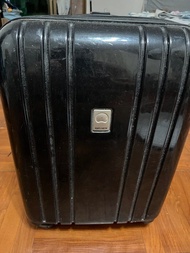 Delsey suitcase 旅行箱