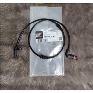 GENUINE MERCEDES GLK,C220,250 abs sensor