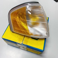 BENZ ไฟเลี้ยว US (ขวา) W202 เบอร์ 202 826 12 43 ยี่ห้อ MAGNETI MARELLI LLD662 (MADE IN CZECH REPLUBL