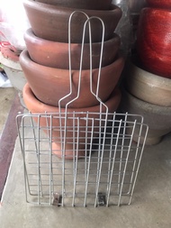 แตะปิ้งย่าง ตะแกรงปิ้งย่าง เหล็กปิ้งย่าง ตะแกรงแสตนเลส ตราทุเรียน 9"x13" อย่างหนา มีด้ามจับ Grill Gr