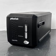 Plustek OpticFilm 8200i Film Scanner