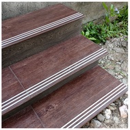 Stepnosing Granit 30x60 Motif Kayu Coklat  Keren TERMURAH