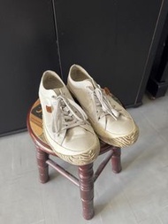 Spingle Move 白色休閒鞋