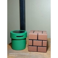 Mario Bros piggy bank contains 2 pieces, code 2