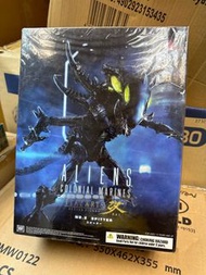 Play Arts改 Aliens Colonial Marines Spitter