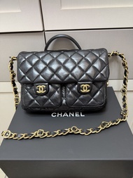 Chanel 24A 郵差包