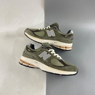 2024New Balance 2002R Olive Brown Sports  stylish casual hiking shoes Men Women Running Shoes