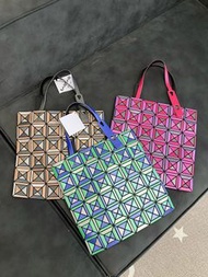 ISSEY MIYAKE三宅­一生ENSEMBLE 25新款幾何菱格拼色手提袋單肩包托特包