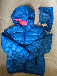 Guess coat 羽絨外套