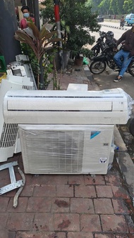 ac second 2pk daikin thailand freon r410 like new