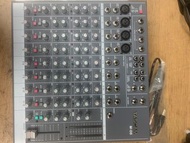 TASCAM M-08 混音器