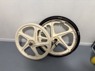 GT 膠鈴 台灣仔 跟一對米芝蓮車呔 20吋406 前100後130 街車 子彈仔 bmx 小輪徑