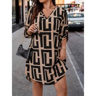 A3555 Uyua Roll-up 3/4 Sleeve w/ Button Notch Neckline Geo Pattern Plus Size Dress