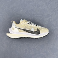 Sacai x Nike VaporWaffle Tour Yell 联名复古跑步鞋