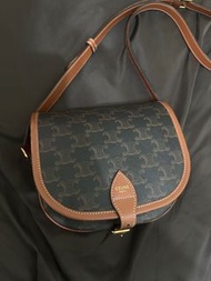 Celine folco馬鞍包