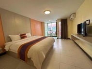 Aryan Suites Hotel