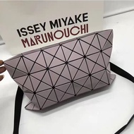 Issey Miyake Bag Messenger Bag Bottomless Womens Bag Rice White Rhombus Shoulder Bag Portable Clutch Bag 4x6 Silver