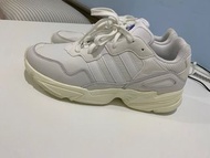 全新 Adidas 男款 Originals Yung-96 白色 奶油底 F97176 復古 老爹鞋