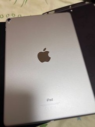 iPad Pro 10.5” 64gb 極少用長笠case