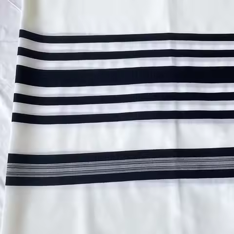 100% Wool Talit Traditional Tallit Tallis or Talis FRUM SIZE White Black 74x59 Inches