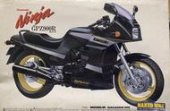 《模王》捍衛戰士 第ㄧ集 阿湯哥 座駕 摩托車 重機 GPZ900R  獨行俠 比例 1/12 組裝模型 Aoshima