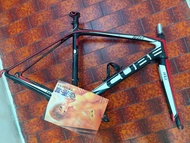 cube agree gtc pro全碳超輕架  公路車(車架 )連BB java Twitter giant