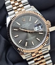 Rolex Datejust 126231 Grey 36mm 🩶*行貨*

✨ 2021年 99%新 ✨
*有AD單*
✅保卡
✅盒
✅書
✅白牌
✅綠牌
✅全套齊

💰現金價HKD$109800