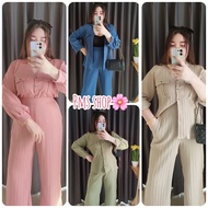 PI-S3S1 Set Of Slits Up Pleats Very Beautiful Can Be Worn On Every Look!!Say Hello To Chat Before Tr