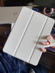 [น้ำหนักเบาและอ่อนนุ่ม] case ipad gen7 10.2 ฝาครอบป้องกัน เคส iPad air1/2 TPUเคสไอแพดgen6  gen7/gen8 แบบใสพร้อมที่ใส่ปากกา透明