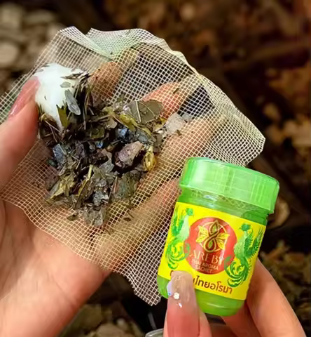 1pcs Nose flow carsick refreshing Refreshing Essences Thai Herbal Inhalant Inhaler AREBY Traditional