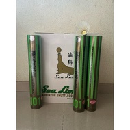 Sea Lion C1101 Gold shuttlecock