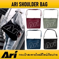 กระเป๋าสะพายไหล่ ARI SHOULDER BAG - FREE SIZE ของแท้