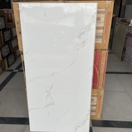 granit 120x60 putih corak abu/ granit city gress Glosy