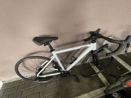 白色 JAVA 公路單車