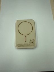 Momax 二代磁吸無線充電器 5000mah