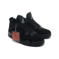 Men's Air Jordan 4 Retro basketball shoes, black and graphite, classic design.