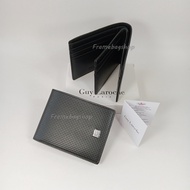 Guy Laroche กระเป๋าสตางค์ผู้ชายใบสั้น มีลิ้นกลาง สีดำ หนังอัดลายจุด โลโก้GLจุดเงินพื้นดำ หนังแท้