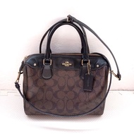 💯 Authentic Coach Handbag