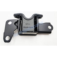 Daihatsu  G11  Mounting engine left