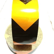 HITAM Reflective STICKER - Yellow Black Arrow Reflector STICKER 5cm X 45 MTR ORIGINAL BEST QUALITY