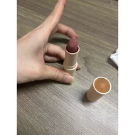 Liquidation of broken sunnies face lipstick