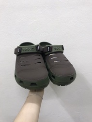 Giày dép crocs(Chính hãng)DÉP SỤC NHỰA ĐI MƯA CROSS YUKON SPORT CLOG PHỐI DA CHO NAM MÀU RÊU NÂU
