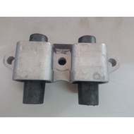 Mounting Upper Yamaha 40HP Model E40X Original