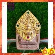 Kruba Krissana ~~~ 2555佛历 蝴蝶王特别亲自督造的白色Leklai白象牙粉混合督造的限量版坤平佛牌